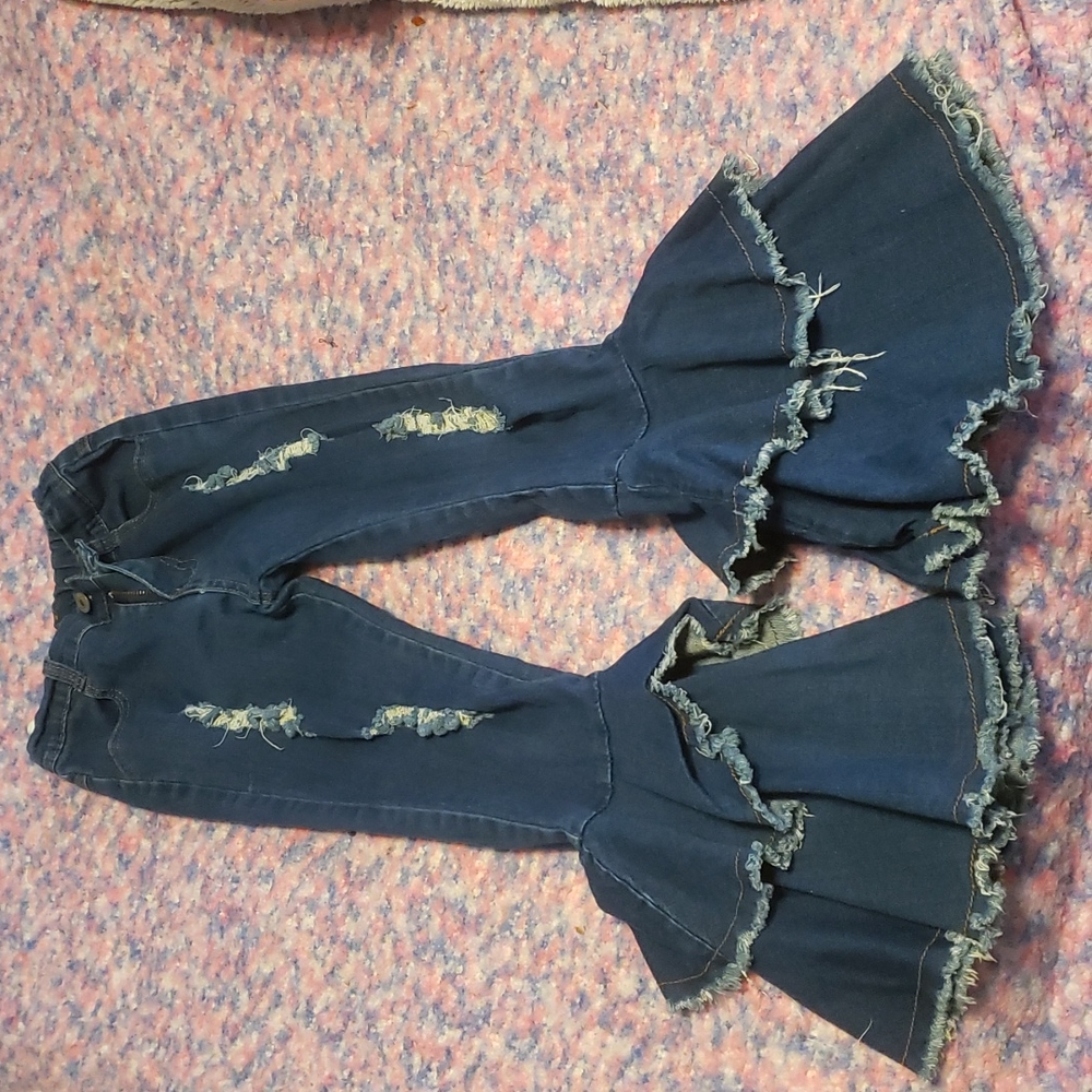 Unbranded girls size 4xl (8-9t) bell bottom ruffle jeans. Adjustable waist